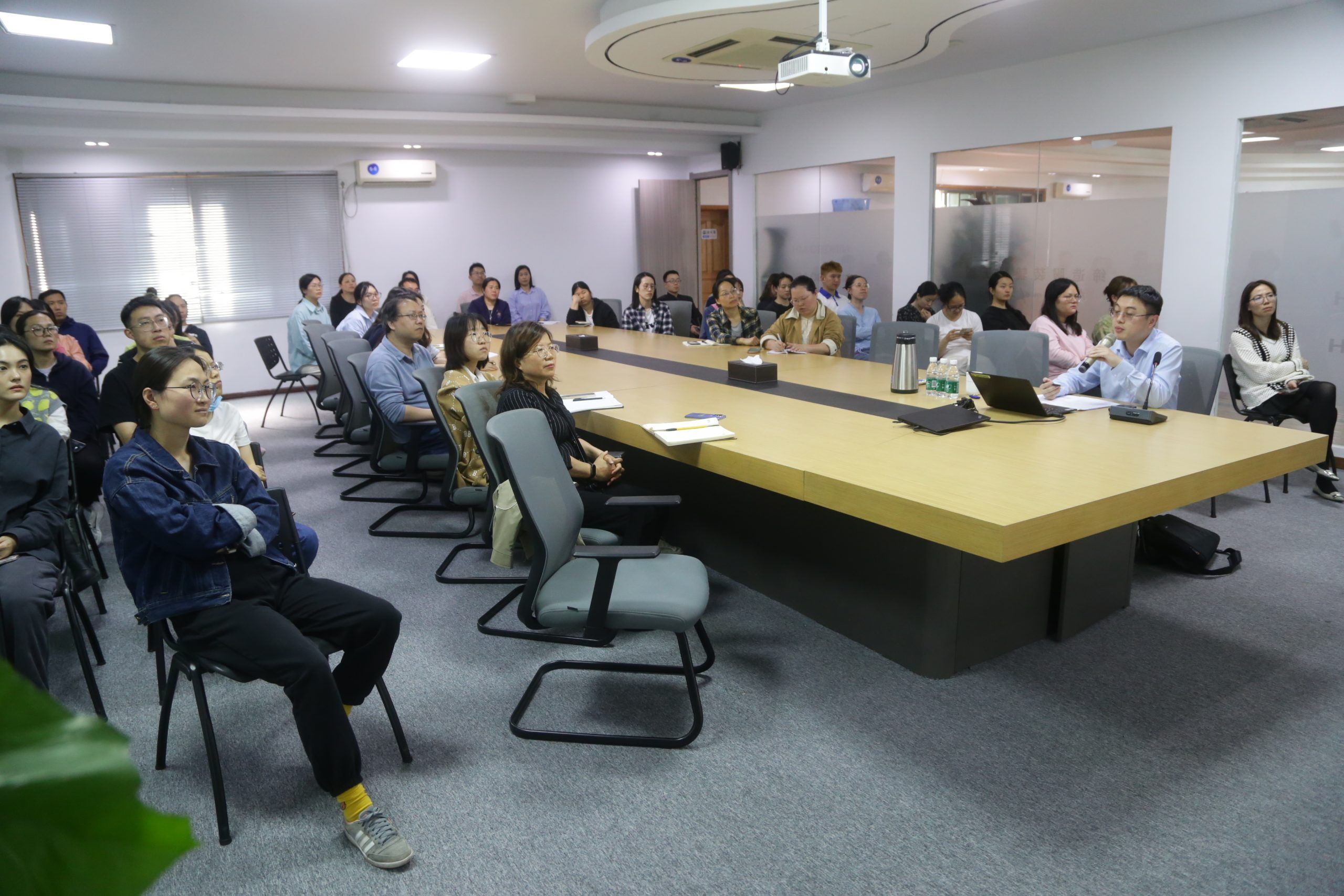 夯實(shí)信保知識 筑牢風(fēng)險屏障 | 國貿(mào)開展出口信保業(yè)務(wù)專題培訓(xùn)