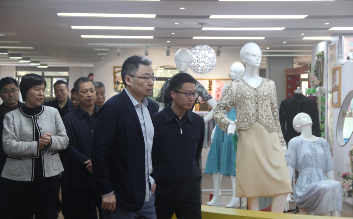 湖南澧縣領(lǐng)導(dǎo)蒞臨萌恒考察交流